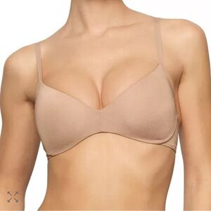 🦋SKIMS Wireless Form Push Up Plunge Bra (Pick color & size below)